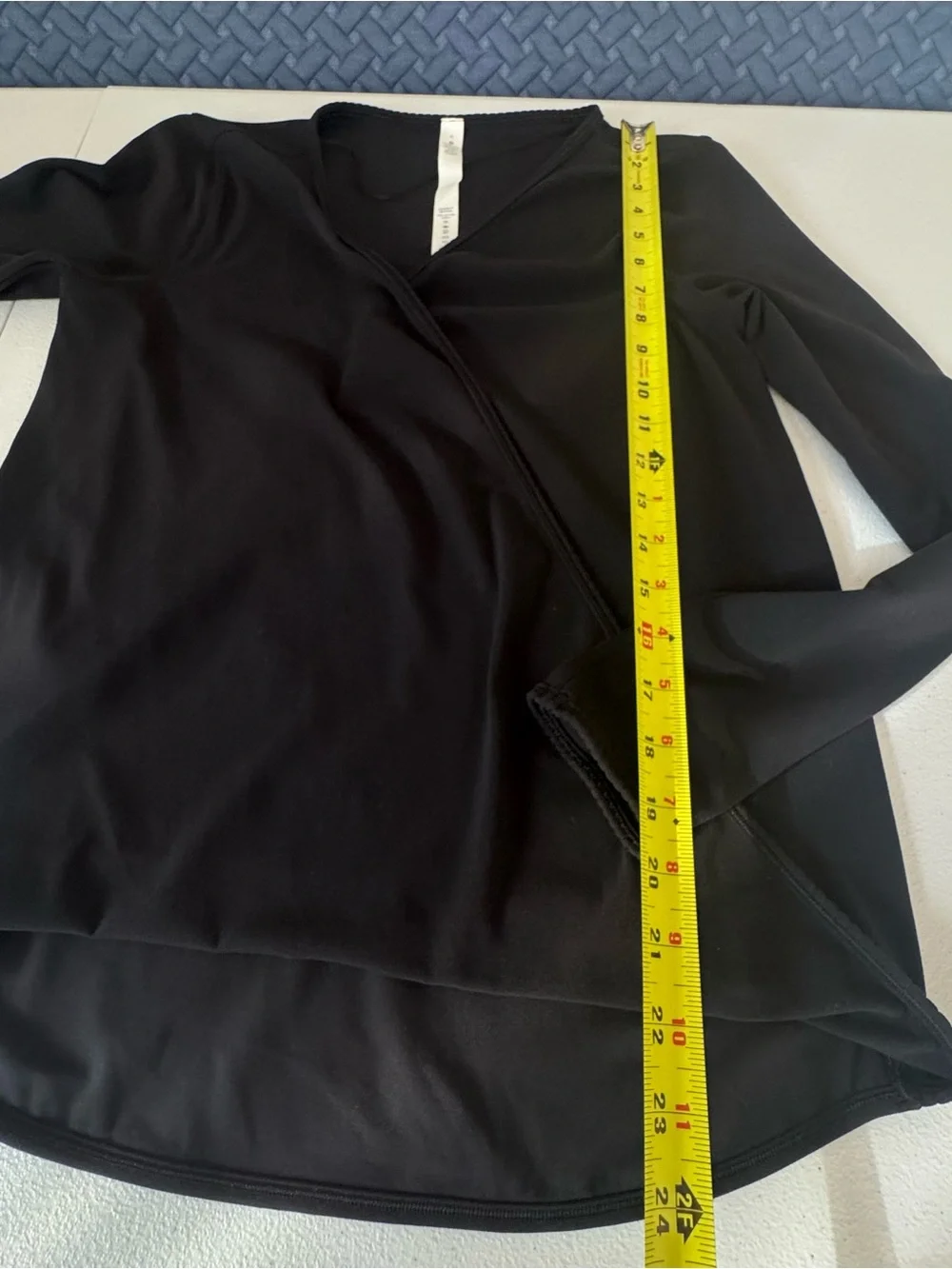 Lululemon Full Freedom Wrap Long Sleeve Yoga Wrap Shirt Top Black Size 6